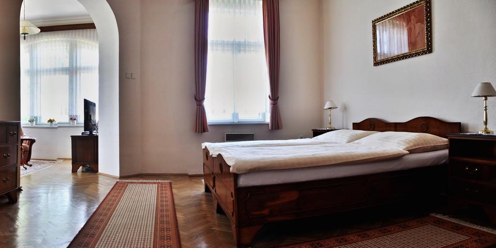 Bludov  Pension Habermannova Vila חדר תמונה